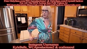 Mature Mom And Teen Son Share Cfnm Experience In Trailer